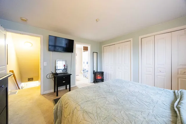 $399,999 | 15 A Intervale Court, Hudson, NH 03051