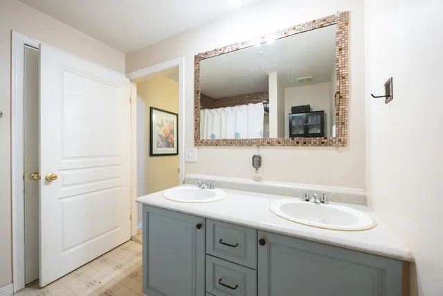 $399,999 | 15 A Intervale Court, Hudson, NH 03051