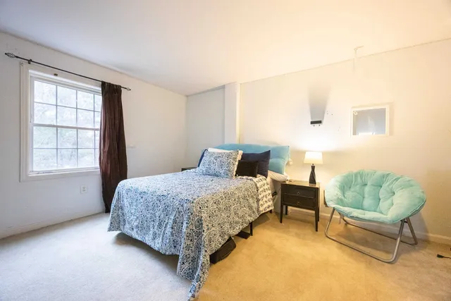 $399,999 | 15 A Intervale Court, Hudson, NH 03051