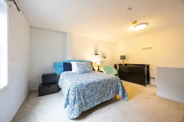 $399,999 | 15 A Intervale Court, Hudson, NH 03051