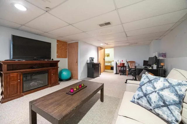 $399,999 | 15 A Intervale Court, Hudson, NH 03051