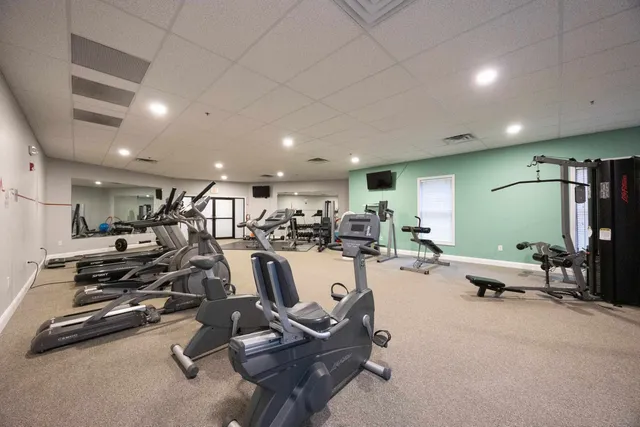 $399,999 | 15 A Intervale Court, Hudson, NH 03051