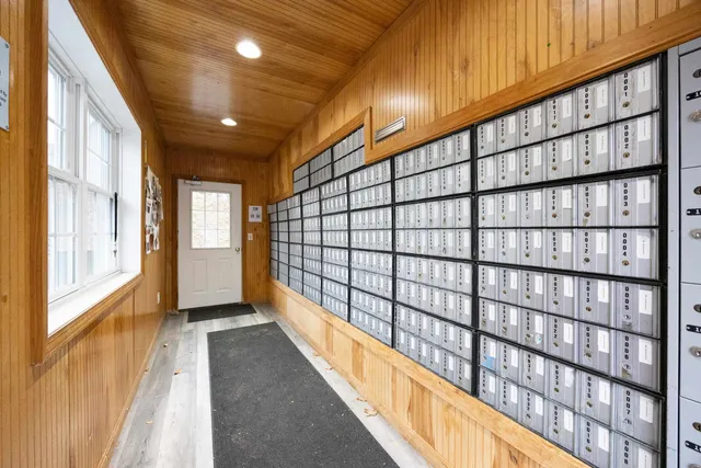 $399,999 | 15 A Intervale Court, Hudson, NH 03051