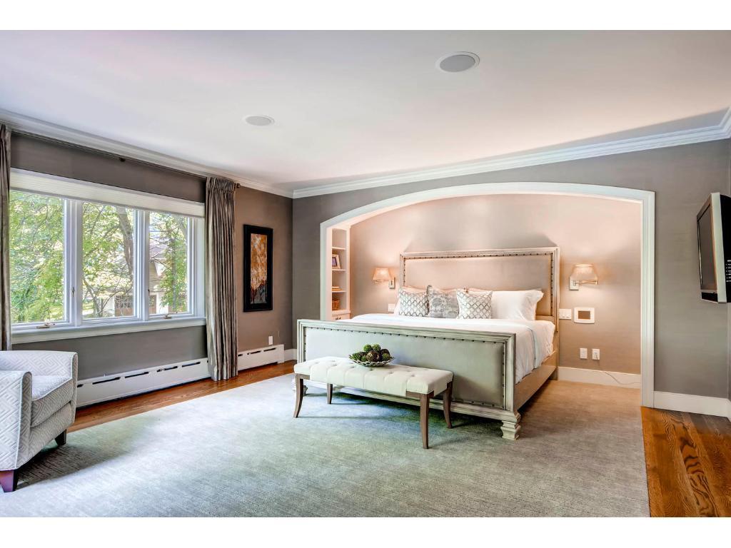 5151 Blake Road South Edina, MN 55436 - Photo 9 of 18 Gallery Image 9