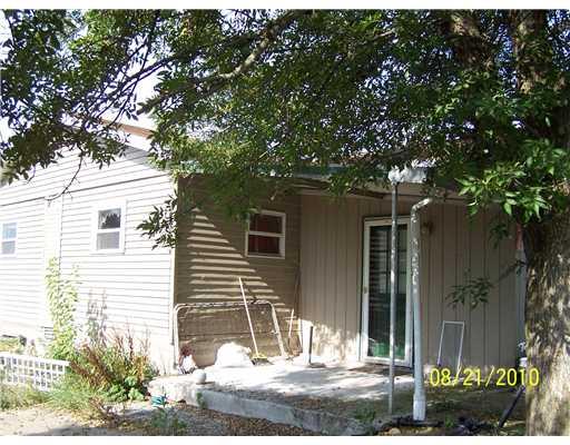 215 Kromer Road Mount Pleasant, PA 15666 - Photo 2 of 3 Exterior Back.