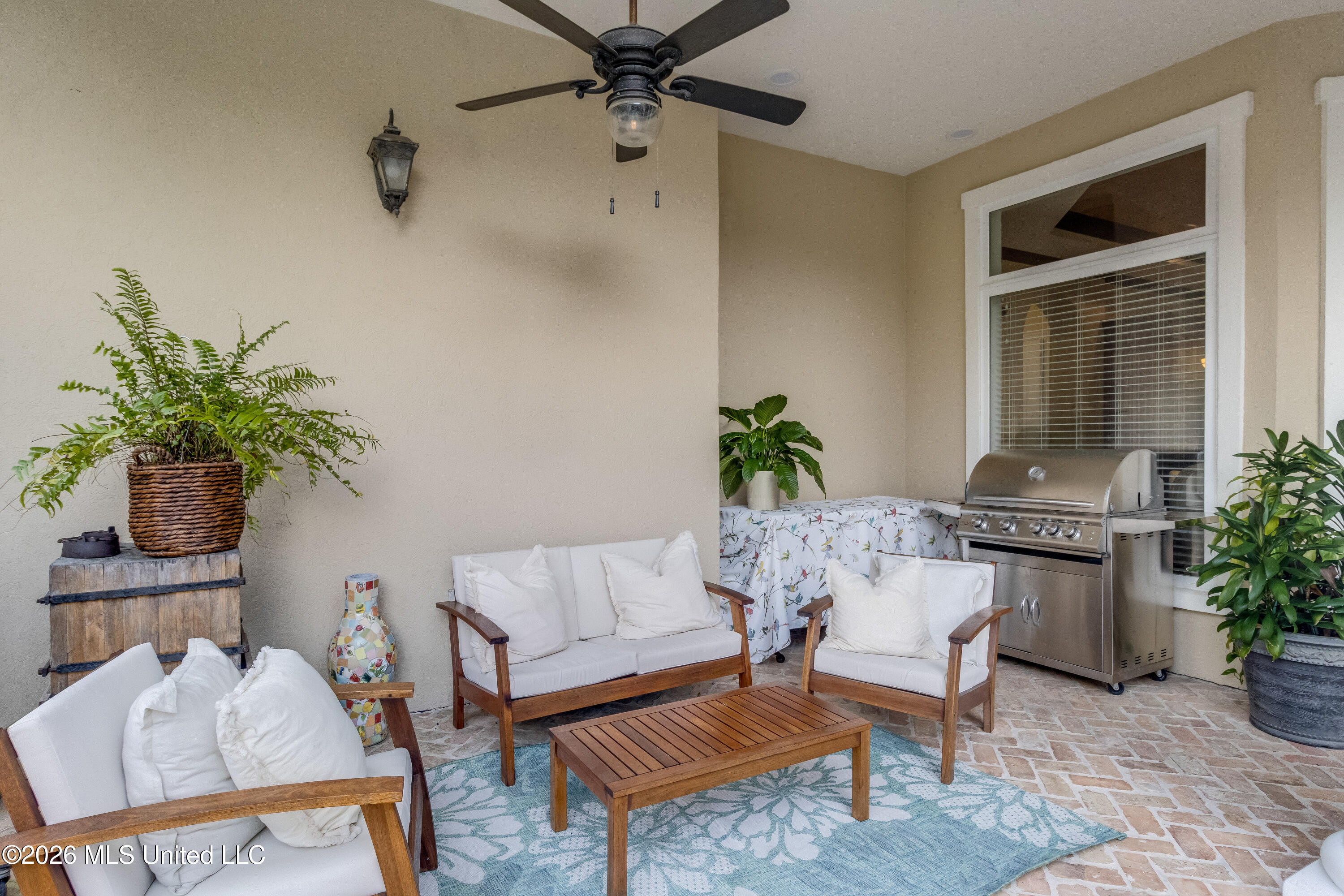 160 Pittman Road Ocean Springs, MS 39564 - Photo 21 of 58 Back Porch