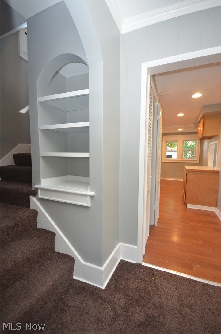 995 Avon Street Akron, OH 44310 - Photo 5 of 28 Gallery Image 5