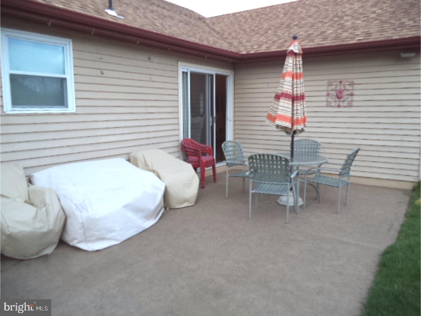 34 Cameron Circle Clementon, NJ 08021 - Photo 14 of 17 Patio