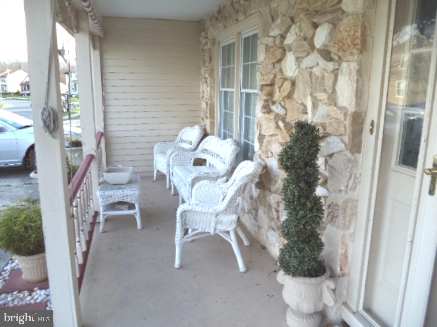 34 Cameron Circle Clementon, NJ 08021 - Photo 15 of 17 Porch