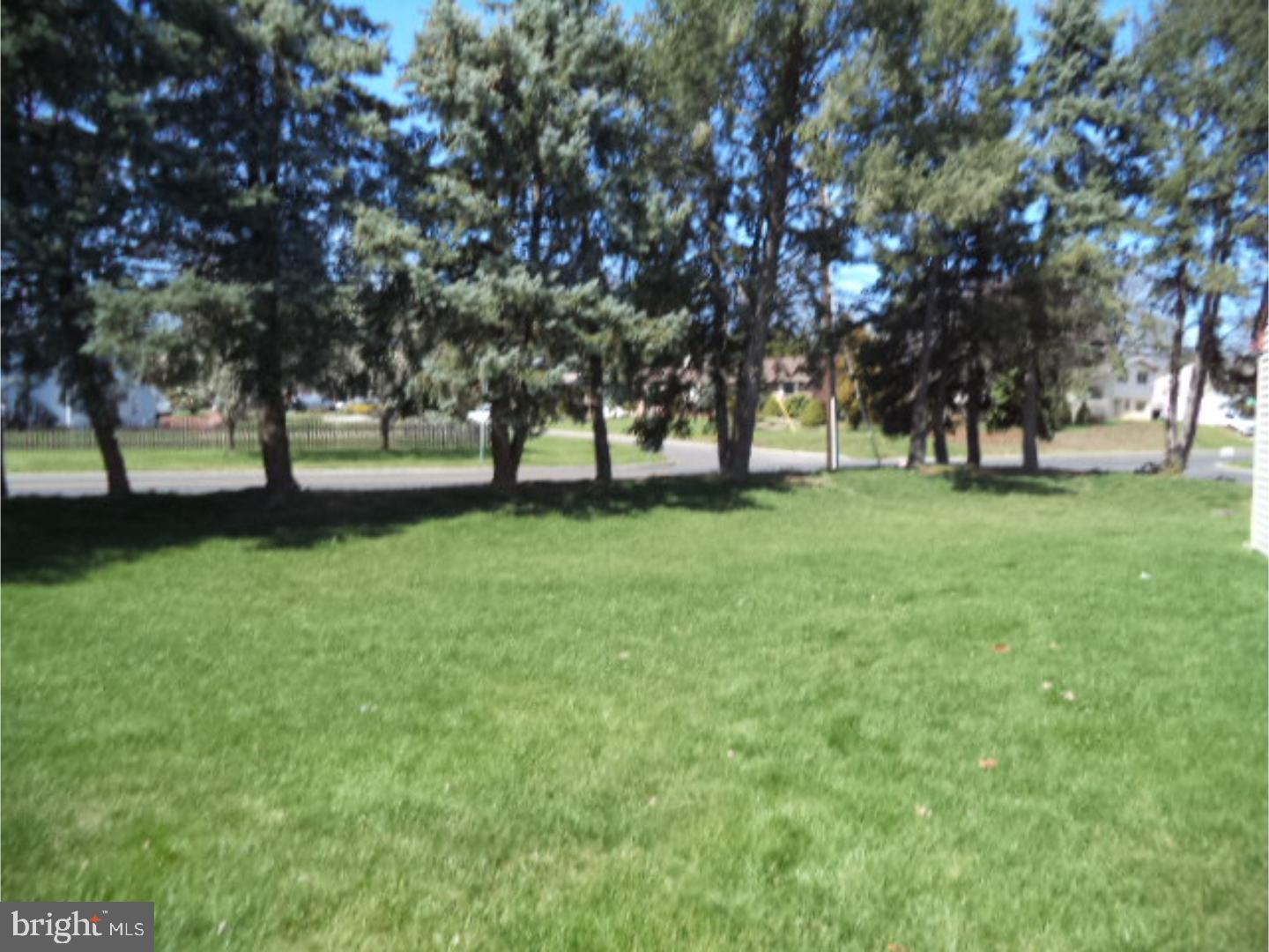 34 Cameron Circle Clementon, NJ 08021 - Photo 17 of 17 Back Yard