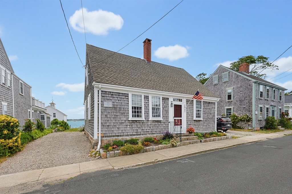 2037 Main Road Westport, MA 02791 - Photo 40 of 42