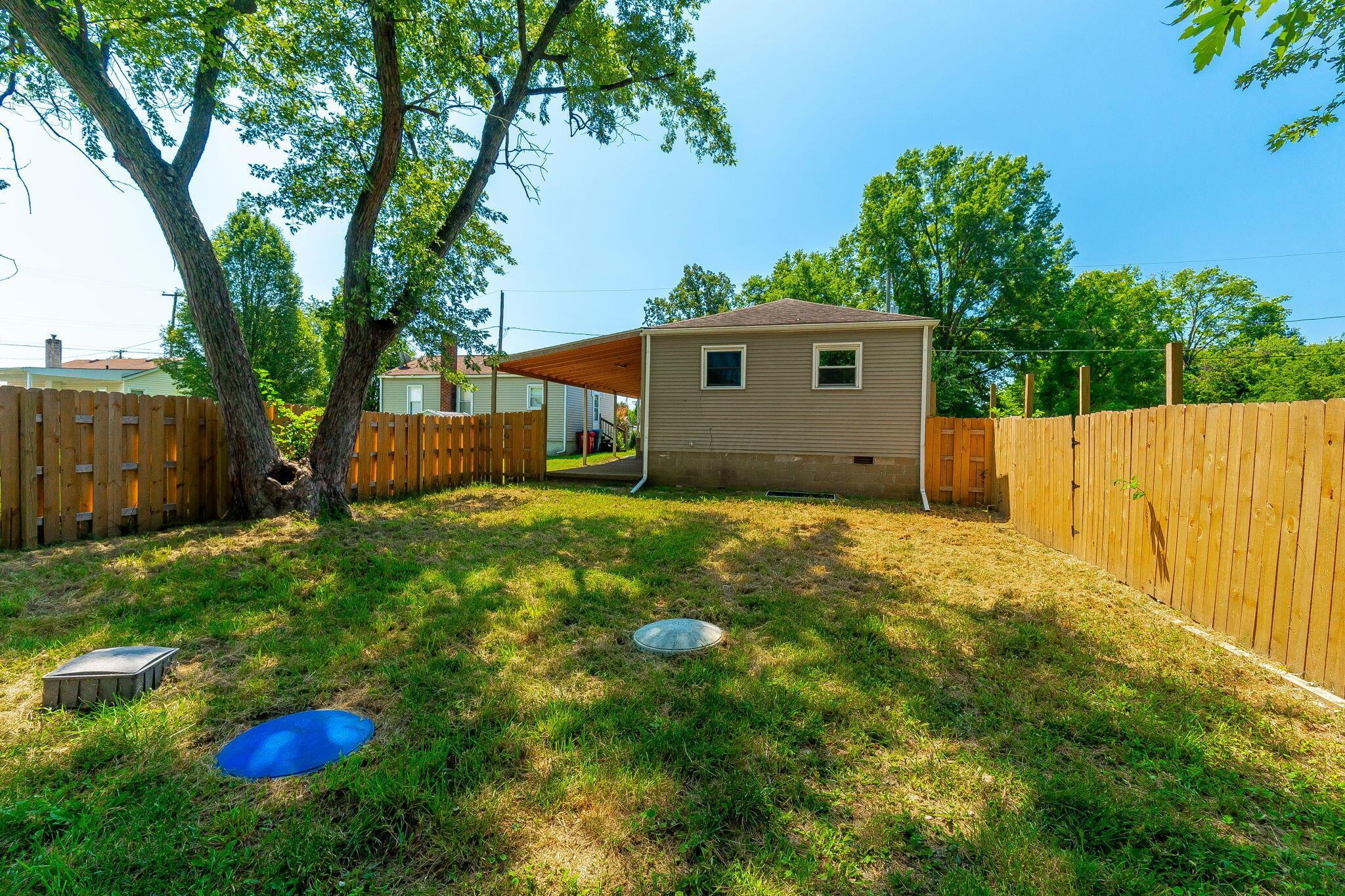 1122 Maplewood Road Columbus, OH 43207 - Photo 46 of 56 1122 Maplewood Rd (Exterior)-10-2