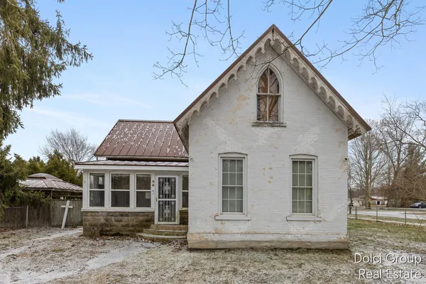 $149,900 | 86 Vosper Street, Saranac, MI 48881