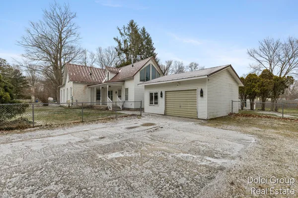 $149,900 | 86 Vosper Street, Saranac, MI 48881