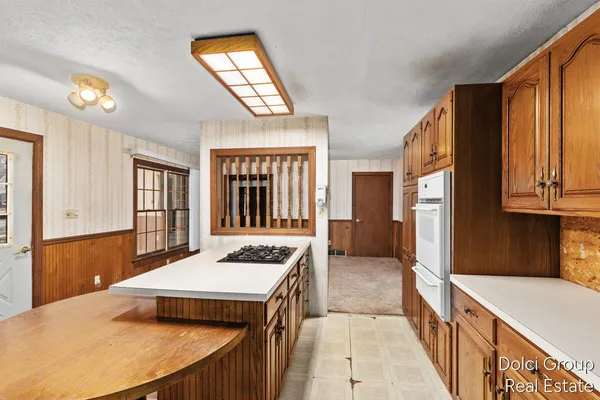 $149,900 | 86 Vosper Street, Saranac, MI 48881