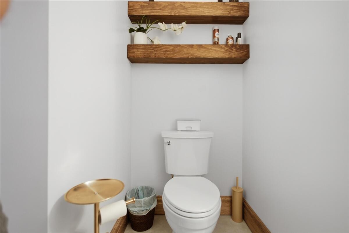 897 Main Street Wayne, ME 04284 - Photo 55 of 157 086-Bathroom-13