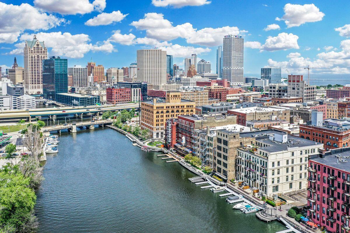 205 North Water Street, Unit 200 Milwaukee, WI 53202 - Photo 13 of 24 Milwaukee River and City Views