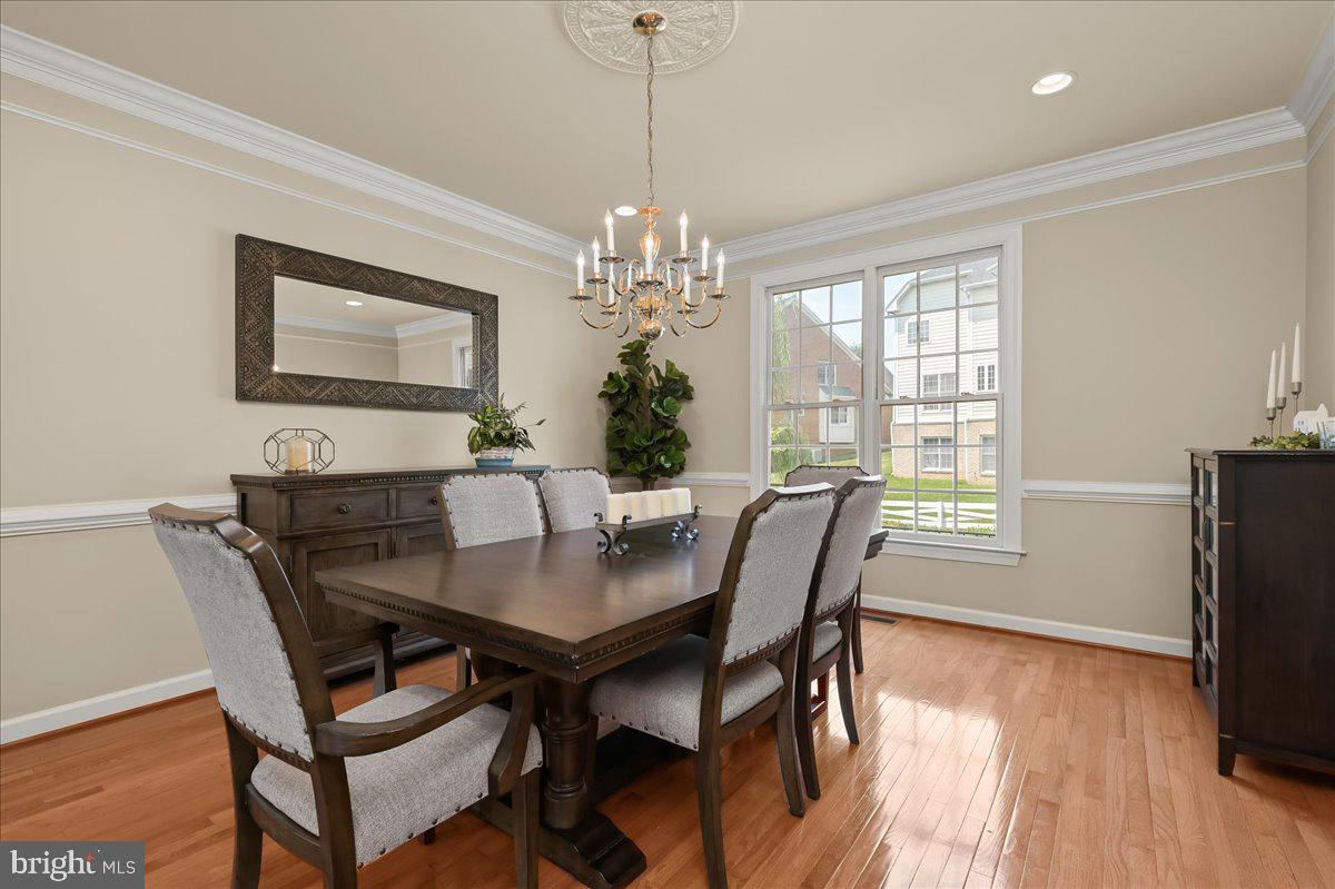 702 Childs Point Road Annapolis, MD 21401 - Photo 33 of 117 Formal Dining Room