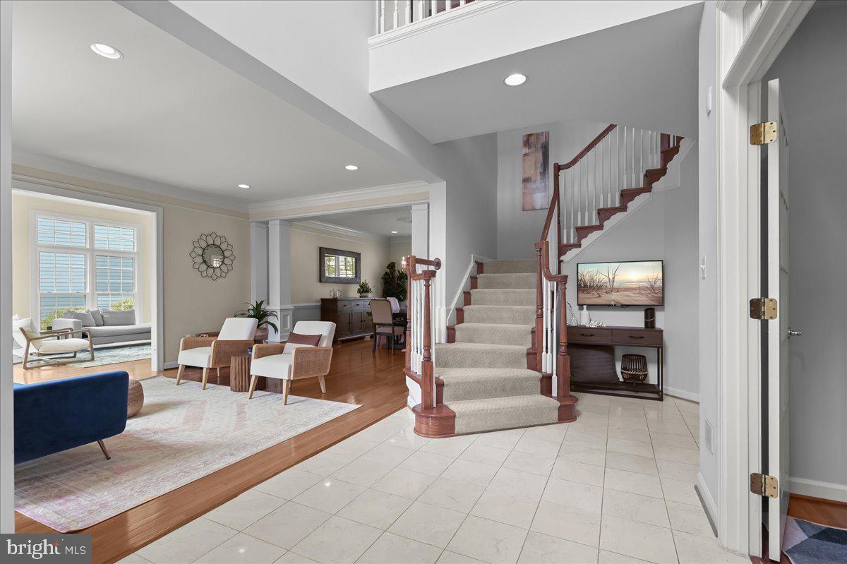702 Childs Point Road Annapolis, MD 21401 - Photo 5 of 117 Grand two story marble floor
