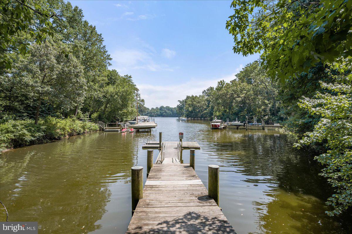 702 Childs Point Road Annapolis, MD 21401 - Photo 87 of 117 Community Pier