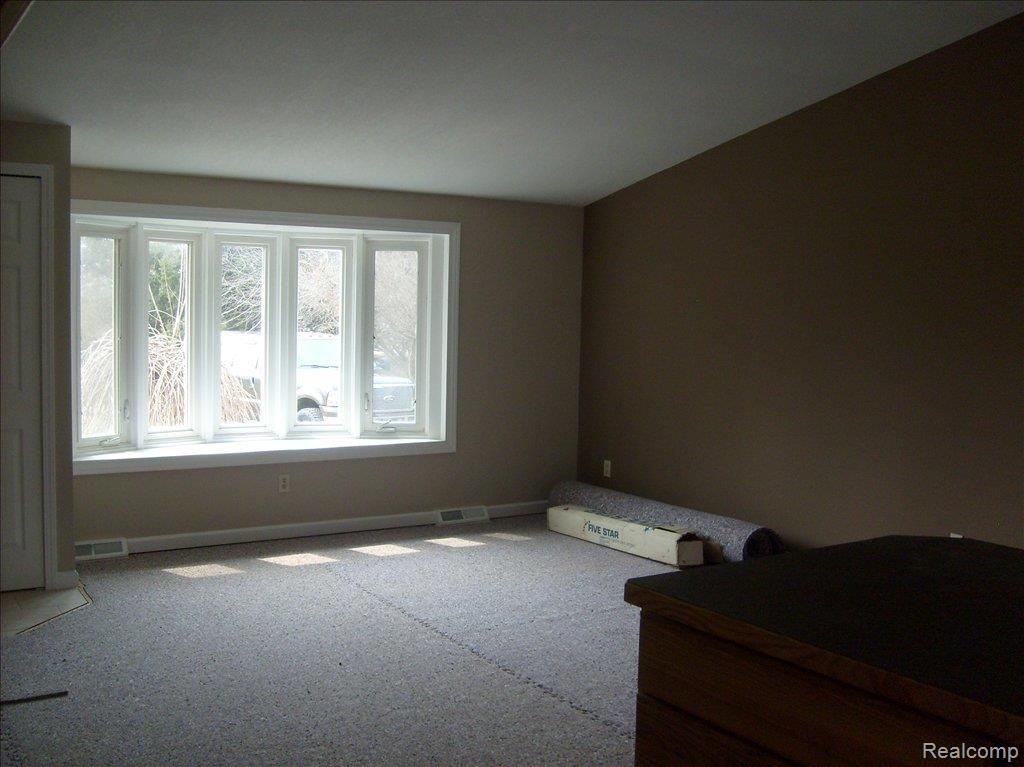 9844 Van Buren Road Fowlerville, MI 48836 - Photo 13 of 14 VanBuren 094