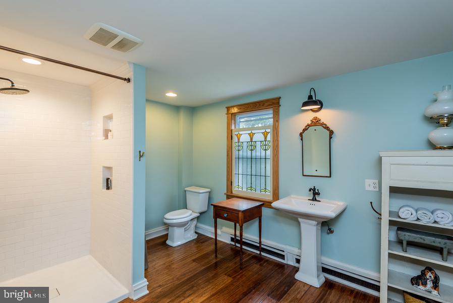 6068 Linglestown Road Harrisburg, PA 17112 - Photo 17 of 47 Gallery Image 17