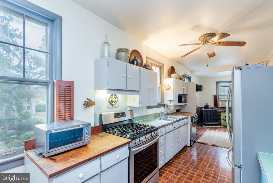 6068 Linglestown Road Harrisburg, PA 17112 - Photo 19 of 47 Gallery Image 19