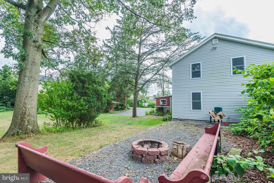 6068 Linglestown Road Harrisburg, PA 17112 - Photo 34 of 47 Studio outdoor living