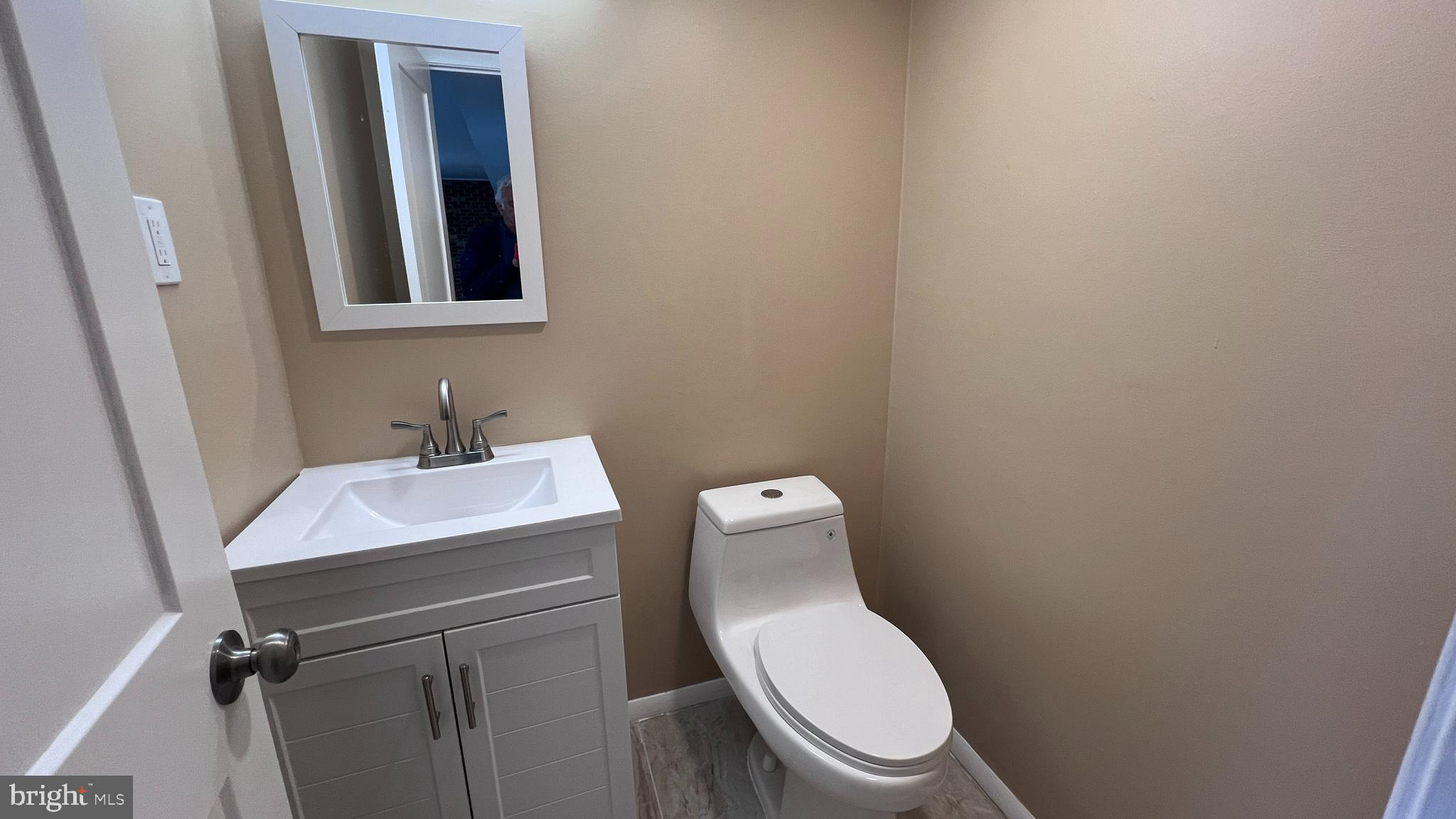 362 George Dye Road Hamilton, NJ 08690 - Photo 13 of 30 New Powder room