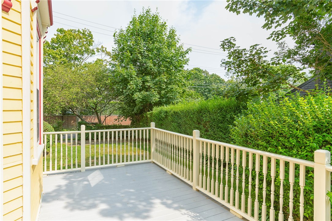 51 Annandale Road Newport, RI 02840 - Photo 2 of 22 South facing Private Deck to enjoy the Sun and Relax