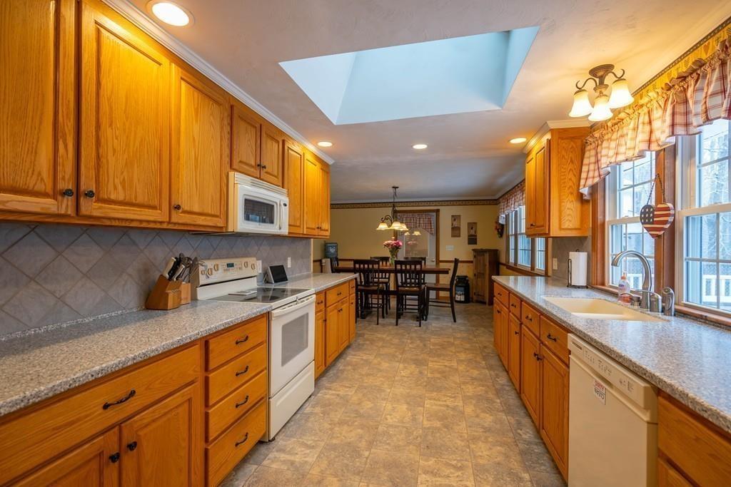28 Northwest Road Spencer, MA 01562 - Photo 5 of 42 Gallery Image 5