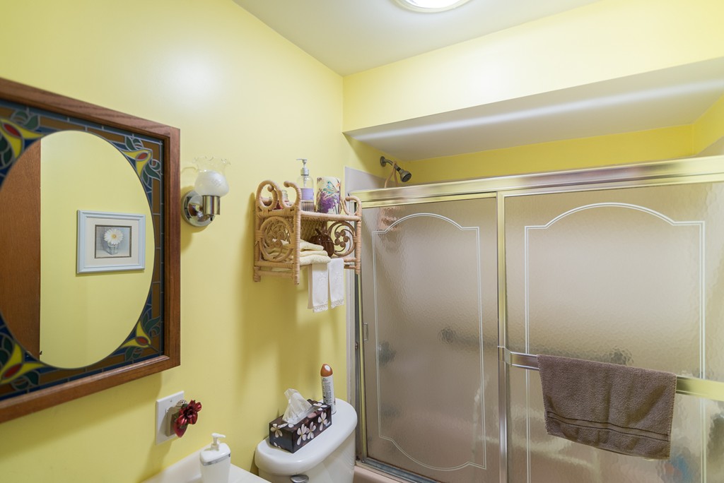 33 Colonial Way Rehoboth, MA 02769 - Photo 10 of 17 Gallery Image 10