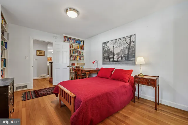 $1,475,000 | 4715 Nebraska Avenue Northwest, Washington, DC 20016