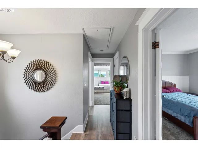 $430,000 | 1475 Sherman Avenue, North Bend, OR 97459