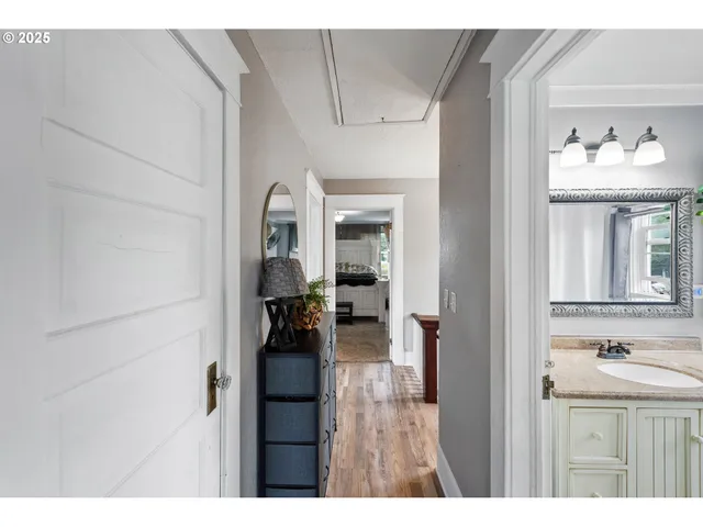 $430,000 | 1475 Sherman Avenue, North Bend, OR 97459