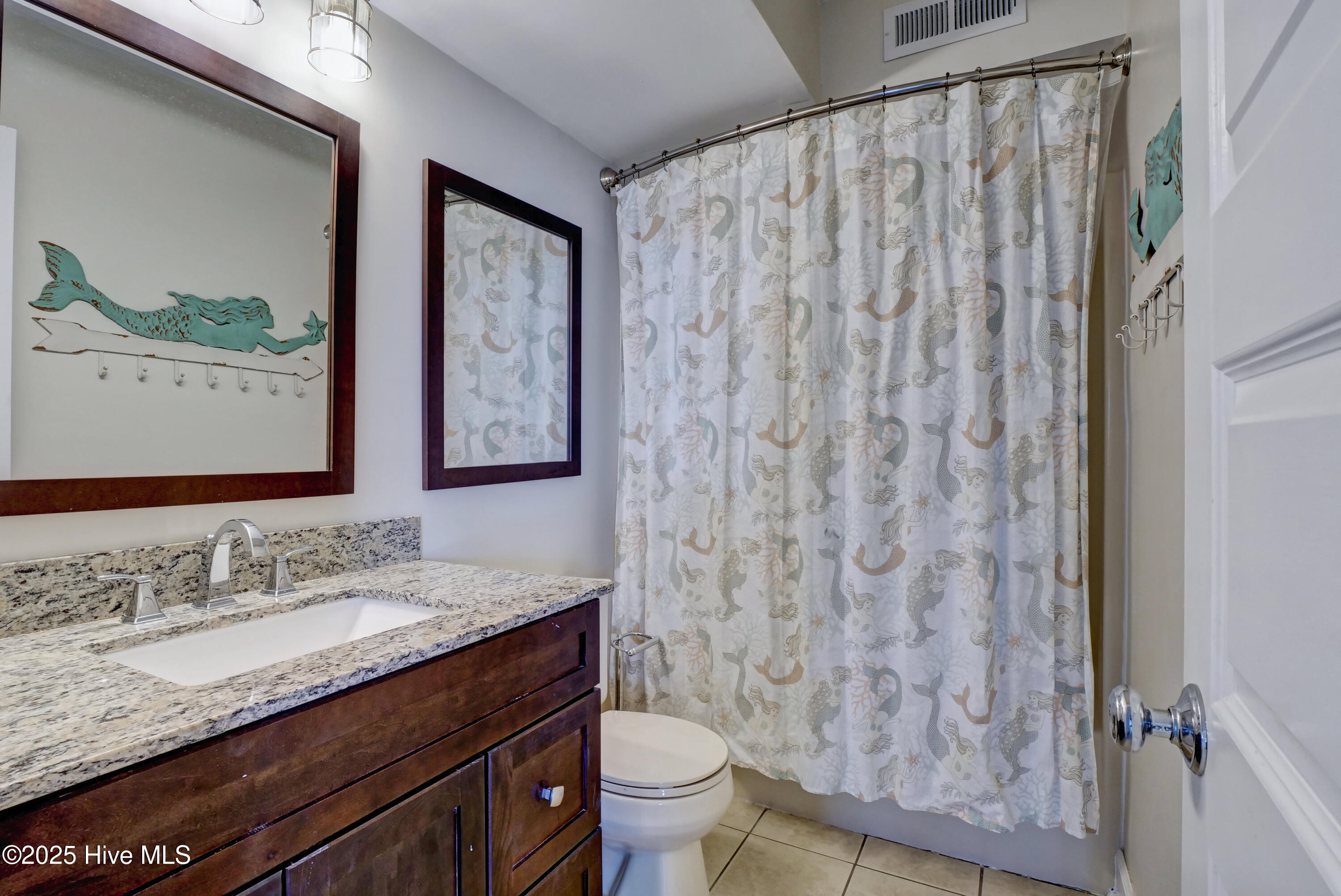 2000 New River Inlet Road, Unit 1302 North Topsail Beach, NC 28460 - Photo 23 of 41 Bathroom 2