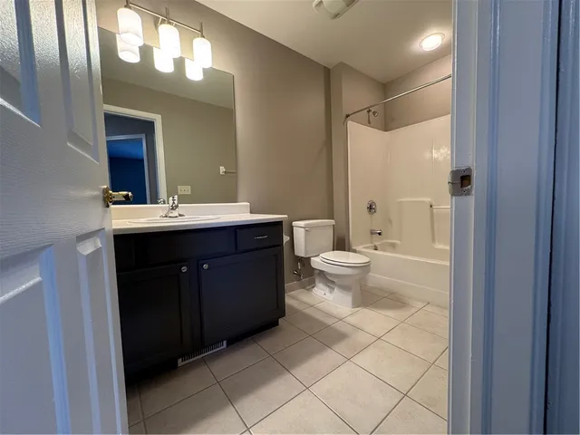 $2,971 | 39 Captains Cove Lane, Webster, NY 14580