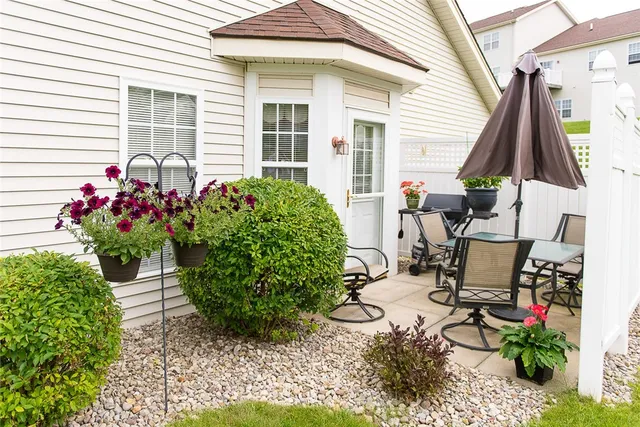 $2,971 | 39 Captains Cove Lane, Webster, NY 14580