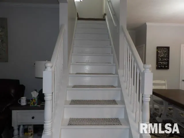 $235,000 | 305 West Church Street, Harrisburg, IL 62946