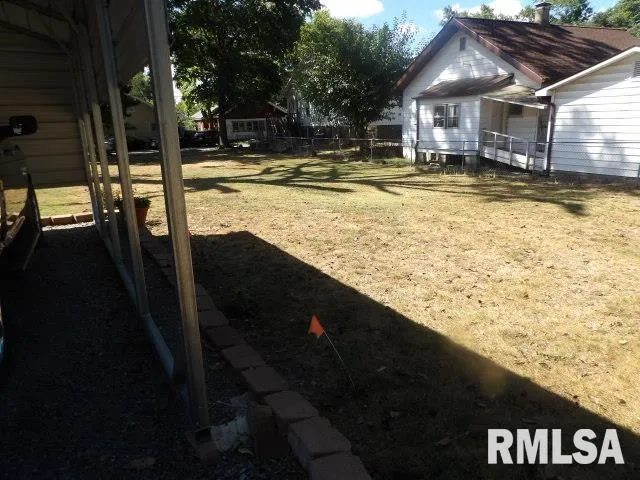 $235,000 | 305 West Church Street, Harrisburg, IL 62946