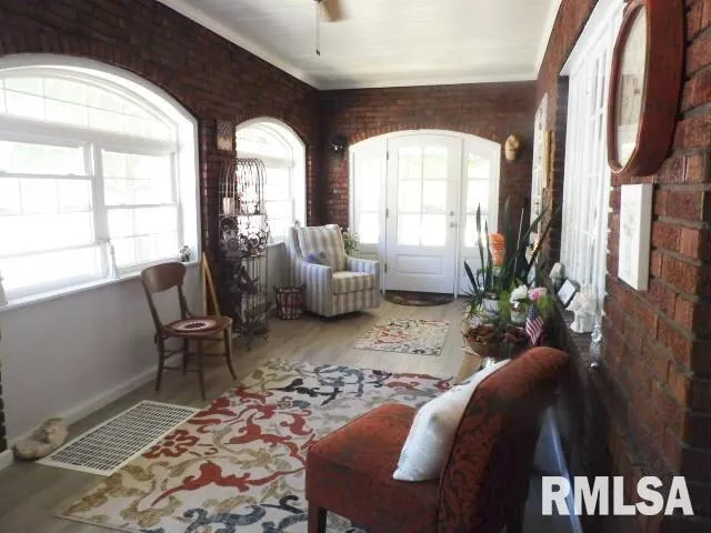 $235,000 | 305 West Church Street, Harrisburg, IL 62946