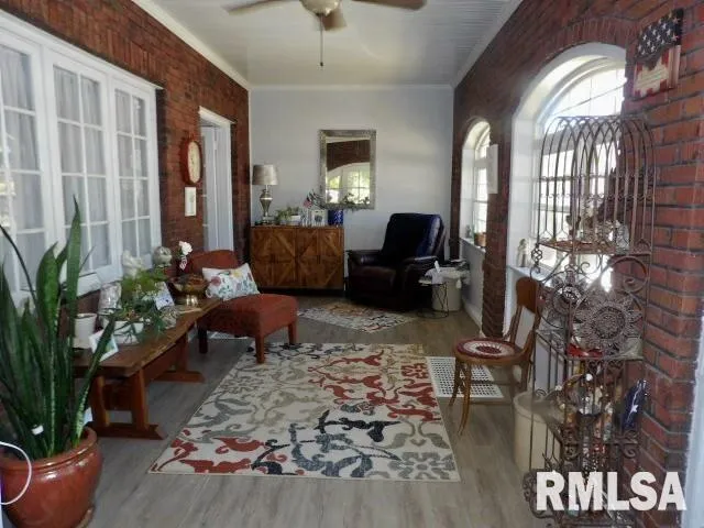 $235,000 | 305 West Church Street, Harrisburg, IL 62946