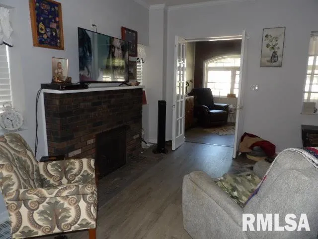 $235,000 | 305 West Church Street, Harrisburg, IL 62946