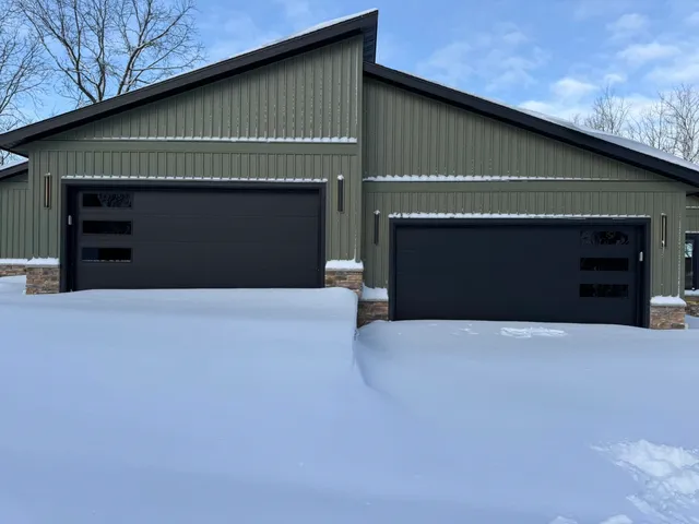 $435,000 | 225 Whitetail Way, Unit 28, Deerfield, WI 53531