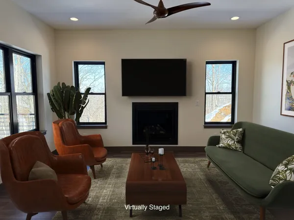 $419,000 | 225 Whitetail Way, Unit 28, Deerfield, WI 53531