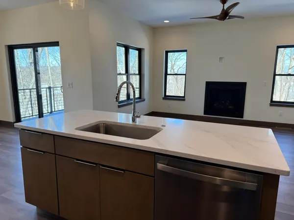 $419,000 | 225 Whitetail Way, Unit 28, Deerfield, WI 53531