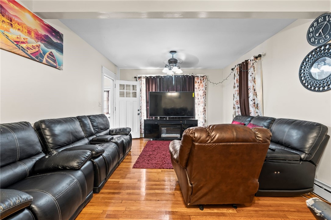 18 Crowninshield Street Providence, RI 02909 - Photo 7 of 27