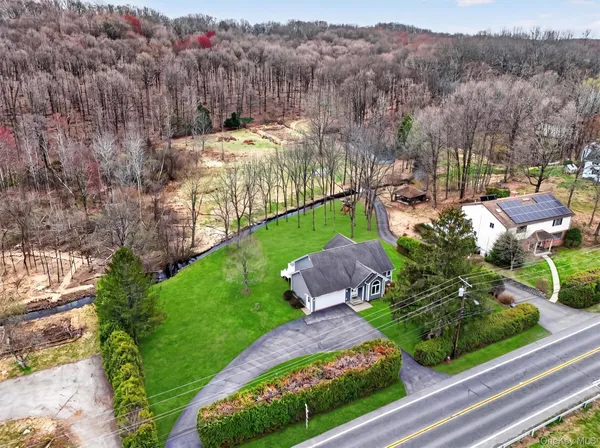 $599,900 | 194 Vineyard Avenue, Highland, NY 12528