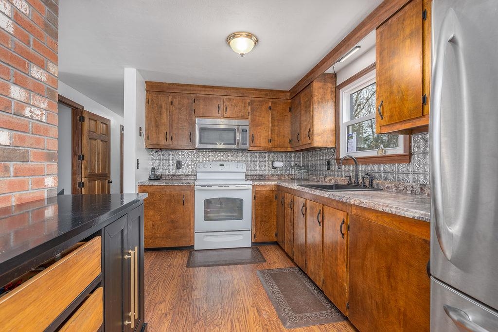 2 McCrillis Road Nottingham, NH 03290 - Photo 8 of 40