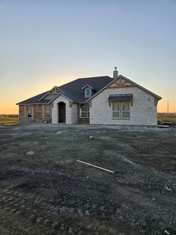 a house view with a outdoor space